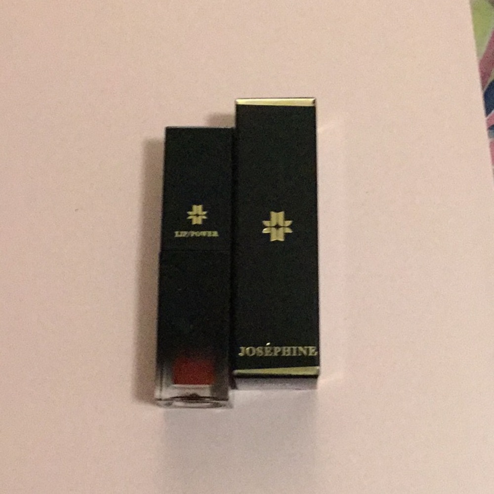 Josephine Cosmetics Lip/Power in Tiphaine New/Unopened